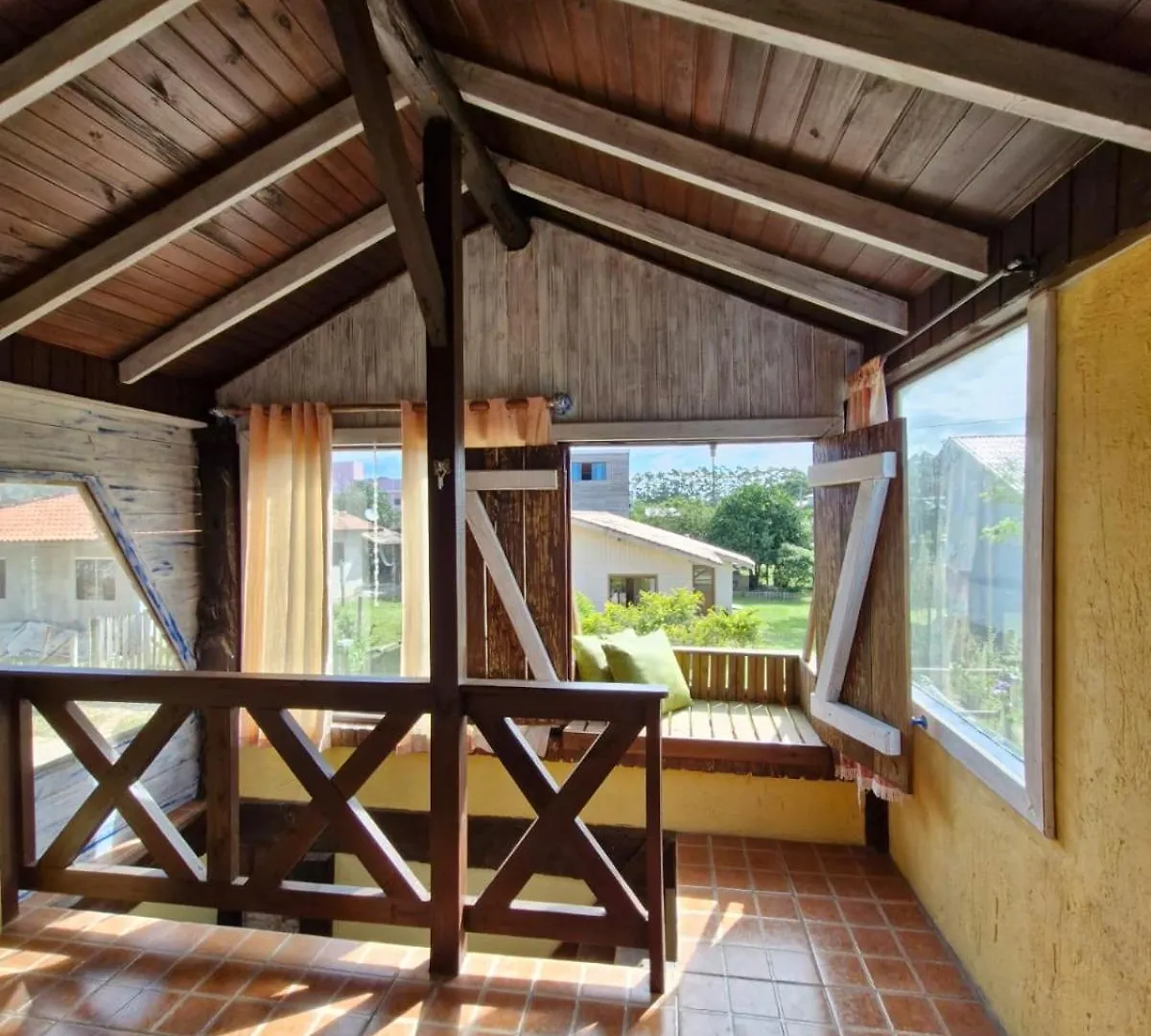 Cabana Praia Rosa Imbituba  Holiday home Imbituba (Santa Catarina)